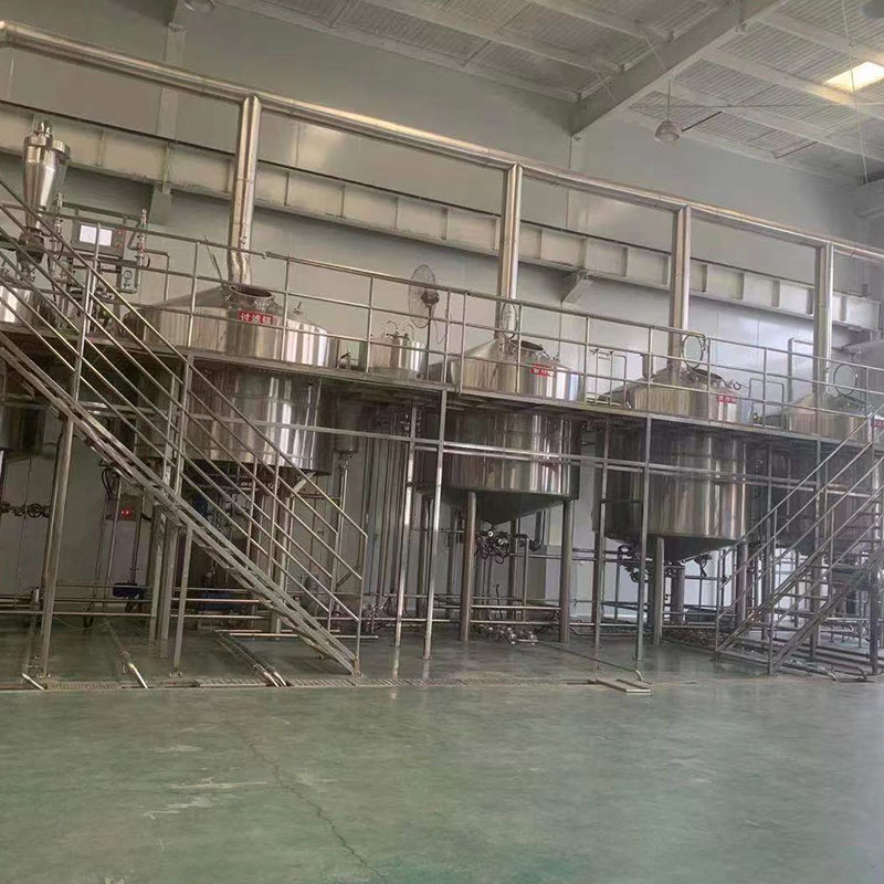 兴宁精酿啤酒设备厂—平面布置、设备设计、制造、调试、培训等一条龙服务_COPY